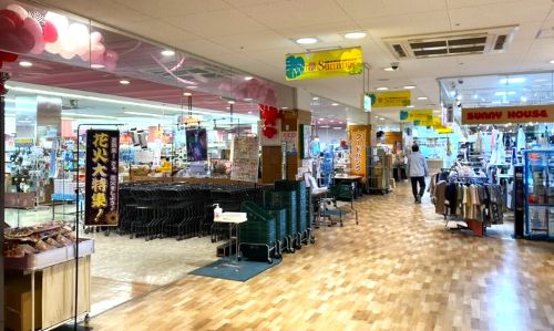 ルピア店内　専門店街
