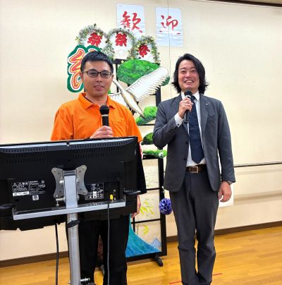 カラオケが完備された宴会場